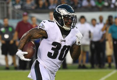 Ravens reportedly reach deal with RB Corey Clement
