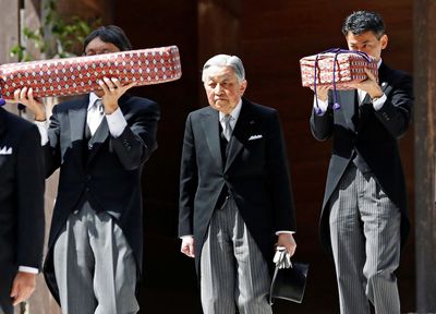 Japanese Emperor Emeritus diagnosed with heart failure, condition improved