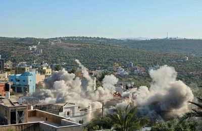 Israel army razes homes of suspects in killing of settlement guard