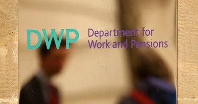 DWP tells thousands of Universal Credit claimants to return pandemic payments