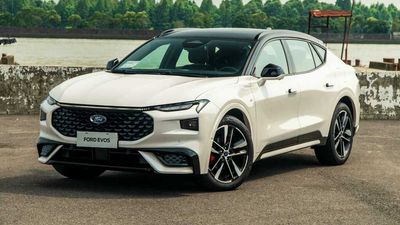 Ford Evos Shows Its Lifted Wagon Shape, 1.1-Meter Screen On Camera