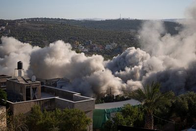 Israel demolishes homes of suspected Palestinian attackers