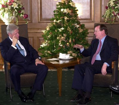 Bill Clinton hails Lord Trimble for helping to bring peace to Northern Ireland