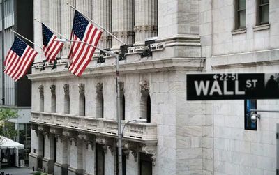 Stocks Edge Lower, Walmart, Microsoft, Coinbase, Alibaba In Focus - Five Things To Know