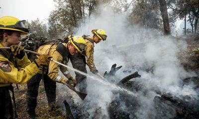 First Thing: California fire crews make progress against ferocious Oak fire