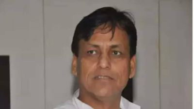 No Kashmiri Pandit resigned from Jamu and Kashmir government job after terror attacks: Government