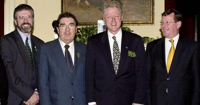 Bill Clinton hails David Trimble for helping to bring peace to Northern Ireland