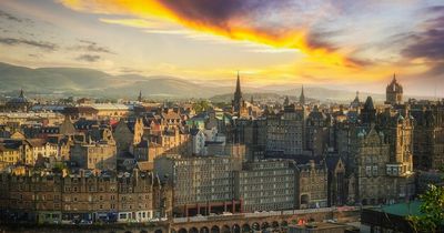 Edinburgh Fringe weather as capital set for thunder and lightning
