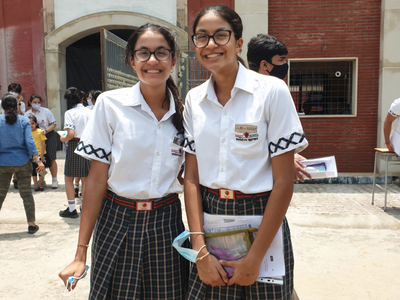 "Never missed a day to play soccer": Gurgaon twins who secured above 98% in class 10 board exam without tuition
