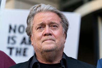 Steve Bannon calls for ‘4,000 shock troops’ to dismantle US government ‘brick by brick’