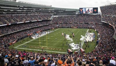 Quinn launches drive to prevent sale of corporate naming rights to Soldier Field
