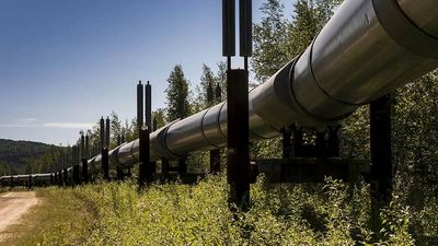 Shell Midstream Partners Stock Spikes On Buyout Announcement; Shell Tops Earnings Estimates