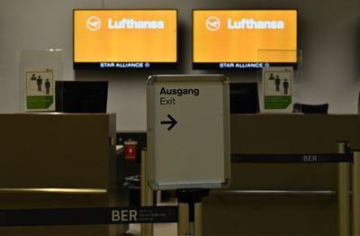 Lufthansa to cancel nearly all German flights Wednesday