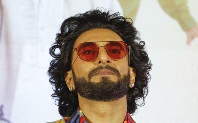 FIR against Ranveer Singh for nude shoot