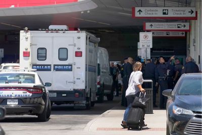 Police: Woman who opened fire at Dallas airport shot at cop