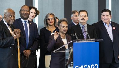 Illinois Democrats display united front — at least on hopes Chicago will host 2024 convention
