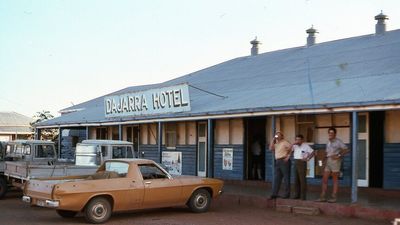 Insurance costs driving outback pubs to the wall, owners say