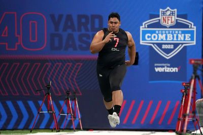 Eagles announce three roster moves