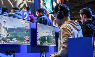 Playing video games has no effect on wellbeing, study finds