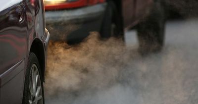 Air pollution ‘likely’ to increase the risk of developing dementia, say experts