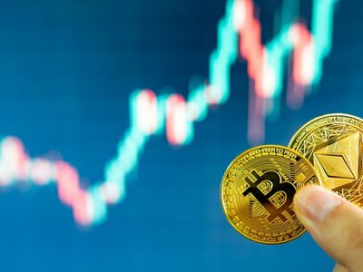 Bitcoin, Ethereum, Dogecoin Shrug Off Tech Earnings For Now: Analyst Asks 'Does FOMC Matter To BTC?'