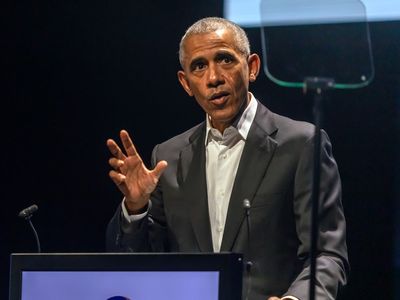 Barack Obama shares his 2022 summer reading list