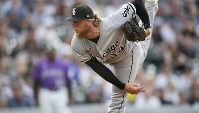 White Sox hold on to defeat Rockies