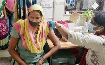 India reports 18,313 fresh COVID-19 cases