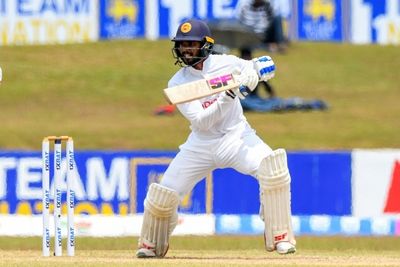 De Silva, Karunaratne stretch Sri Lanka lead over Pakistan