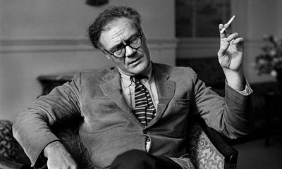 Memoirs by Robert Lowell review – a poet’s life