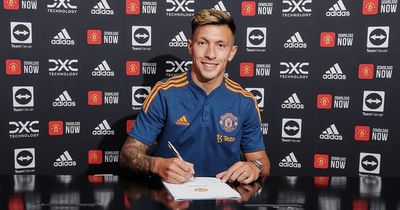 Man Utd finally confirm £55million Lisandro Martinez signing after announcement spoiled