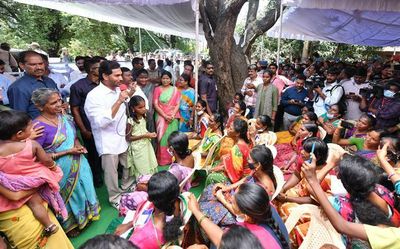 A.P. will not utilise Polavaram full storage till completion of R&R up to +45.72 contour: CM