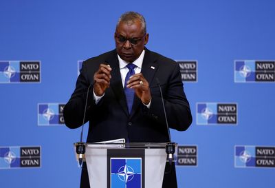 U.S.'s Austin says Brazil defense minister told him military focused on transparent election