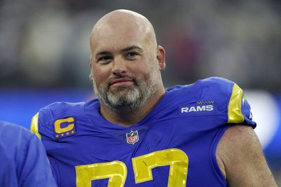 Andrew Whitworth joined Twitter and had a funny reaction to an old HS football clip