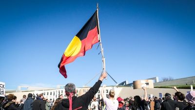 Latest round of Closing the Gap data shows 'disappointing' progress for Indigenous Australians with four of 17 targets on track