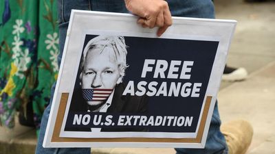Assange advocates quote Kennedy to Kennedy
