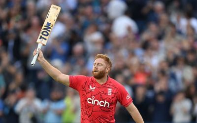 Jonny Bairstow continues to sparkle as England pile up 234 against South Africa