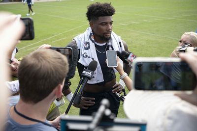 Watch: Titans’ Treylon Burks makes great catch on deep ball at practice