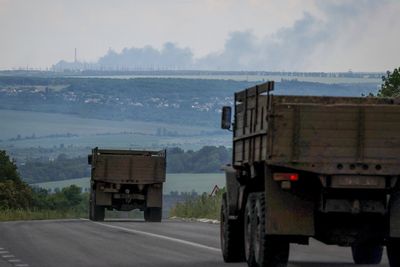 Russian forces, Ukraine both claim control of vital power plant