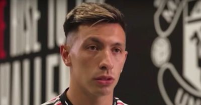 Lisandro Martinez's reaction to ruthless Erik ten Hag decision before Man Utd transfer