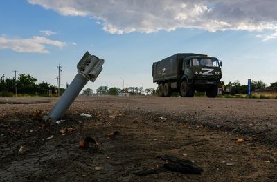 Ukraine steps up drive to retake Russian-controlled south with air strikes