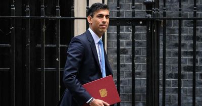 Rishi Sunak says households may get £160 off energy bills as price cap expected to top £3,000