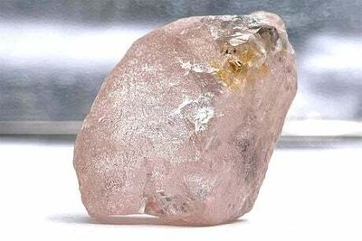 Largest pink diamond in 300 years discovered in Angola