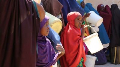 Growing risk of famine as climate emergency worsens in Somalia