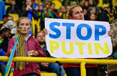 Ukraine laments 'Vladimir Putin' chant at Istanbul match