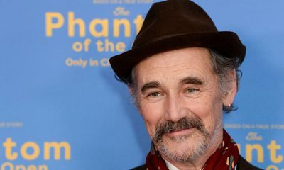 Give rebranded Actors Centre back to actors, say Mark Rylance and others