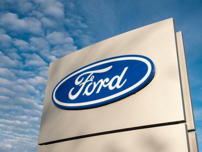 Ford Shares Rally On Q2 Earnings: Key Conference Call Takeaways And Why This Analyst Is Sounding Caution