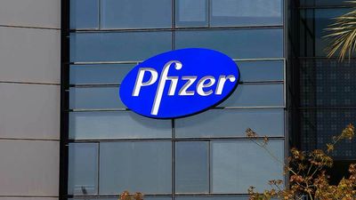 Pfizer Tumbles On Lackluster Outlook Despite A Covid-Driven Quarterly Beat