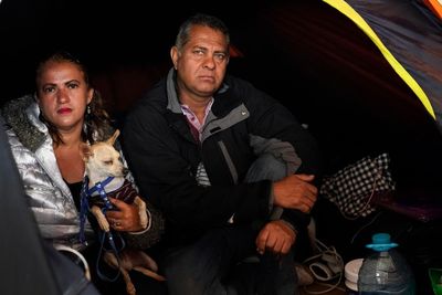 Climate Migration: Honduran couple flee amid storms, threats