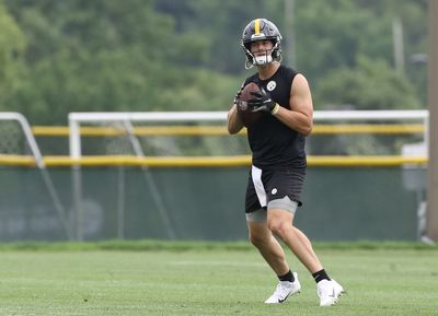 Check out the best pics from Day 1 of Steelers training camp